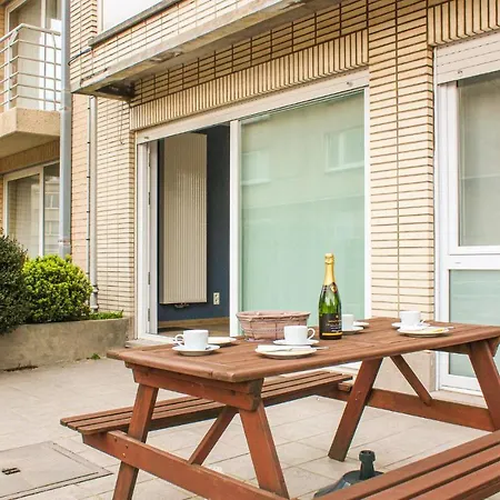 Apartment Stunning apartment in Oostende w/ WiFi&3 Bedrooms *